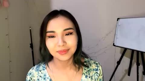 Snapshot of orphaajayi chatting on December 2025 12:36:01 PM Angel online show from December 2025 12:36:01 PM