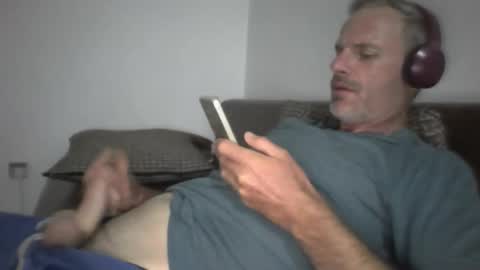 orwel09 online show from April 2026 07:16:02 PM