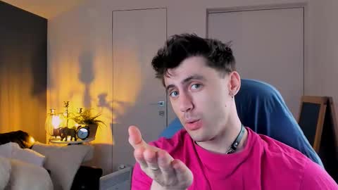 Oscar online show from November 2025 08:52:01 PM