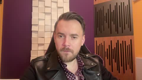 Snapshot of oscarsavage chatting on January 2025 09:44:02 PM Oscar Steel Savage online show from January 2025 09:44:02 PM