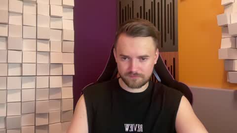 Snapshot of oscarsavage chatting on January 2025 07:43:01 PM Oscar Steel Savage online show from January 2025 07:43:01 PM