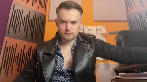 Snapshot of oscarsavage chatting on February 2025 01:27:02 AM Oscar Steel Savage online show from February 2025 01:27:02 AM
