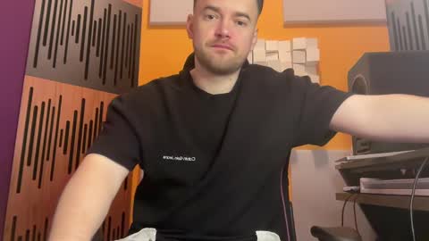 Snapshot of oscarsavage chatting on February 2025 10:15:01 AM Oscar Steel Savage online show from February 2025 10:15:01 AM