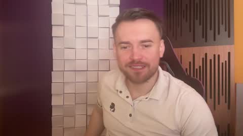 Snapshot of oscarsavage chatting on February 2025 05:17:02 PM Oscar Steel Savage online show from February 2025 05:17:02 PM