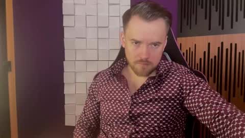 Snapshot of oscarsavage chatting on February 2025 06:35:02 PM Oscar Steel Savage online show from February 2025 06:35:02 PM