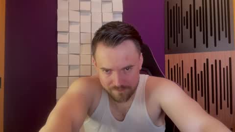 Snapshot of oscarsavage chatting on March 2025 08:21:02 PM Oscar Steel Savage online show from March 2025 08:21:02 PM