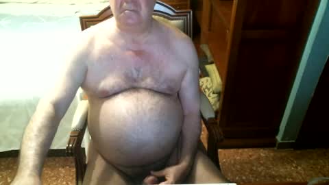 Snapshot of oscarw chatting on July 2026 04:20:02 PM Oscar online show from July 2026 04:20:02 PM