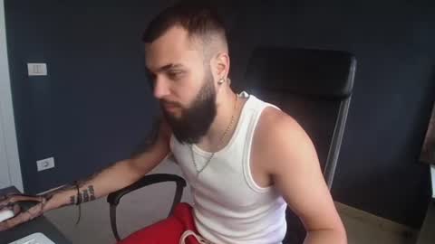 OscarWills online show from July 2026 05:02:02 AM