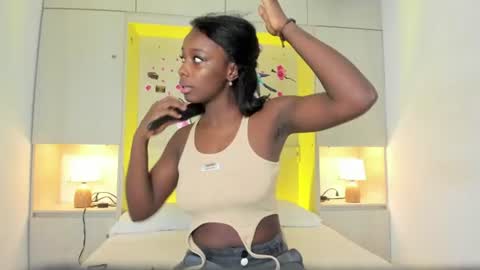 oshun_444 online show from July 2026 12:25:02 PM