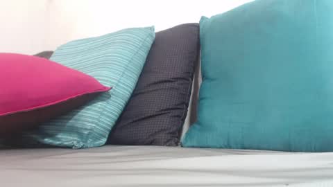 Snapshot of osirishills chatting on October 2025 04:49:02 PM OsirisHills online show from October 2025 04:49:02 PM