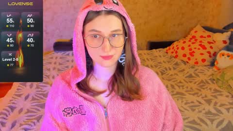 Leliana online show from December 2024 11:24:02 PM