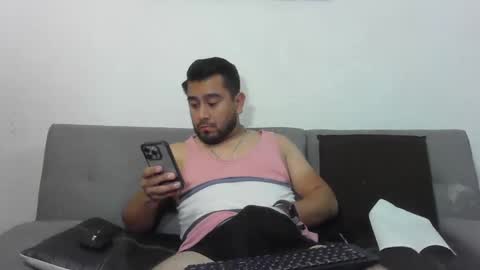 Snapshot of oskregal chatting on November 2025 02:00:01 AM oskregal online show from November 2025 02:00:01 AM