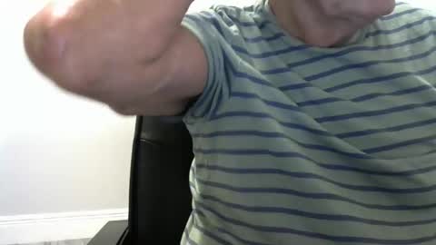 Ossi online show from January 2026 10:59:01 PM