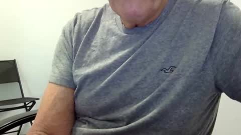 Ossi online show from May 2026 08:24:02 PM