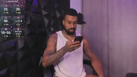 Snapshot of ostin_danielss chatting on October 2025 10:47:01 PM Ostin Daniels online show from October 2025 10:47:01 PM