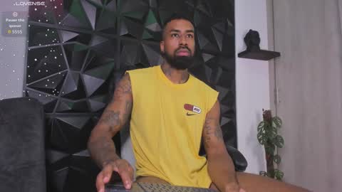 Snapshot of ostin_danielss chatting on October 2025 09:17:02 PM Ostin Daniels online show from October 2025 09:17:02 PM