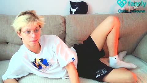 Snapshot of ostin_meoww chatting on January 2025 06:57:02 AM Ostin online show from January 2025 06:57:02 AM