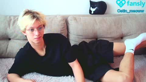 Snapshot of ostin_meoww chatting on January 2025 06:35:02 AM Ostin online show from January 2025 06:35:02 AM
