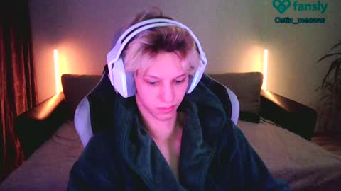 Snapshot of ostin_meoww chatting on January 2025 02:57:01 PM Ostin online show from January 2025 02:57:01 PM