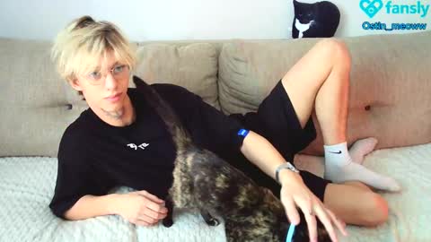 Snapshot of ostin_meoww chatting on February 2025 08:14:01 AM Ostin online show from February 2025 08:14:01 AM