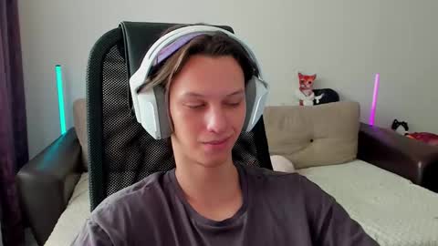 Ostin online show from February 2026 10:16:01 AM