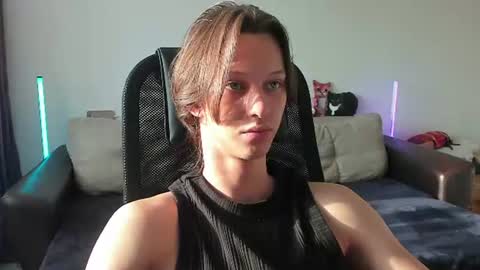 Snapshot of ostin_meoww chatting on June 2026 12:51:02 PM Ostin online show from June 2026 12:51:02 PM