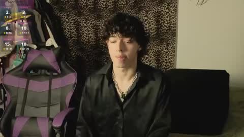 Snapshot of otter_star chatting on May 2026 03:57:01 AM Princces Albert online show from May 2026 03:57:01 AM