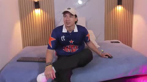 Otto Andrew online show from March 2026 07:29:01 PM