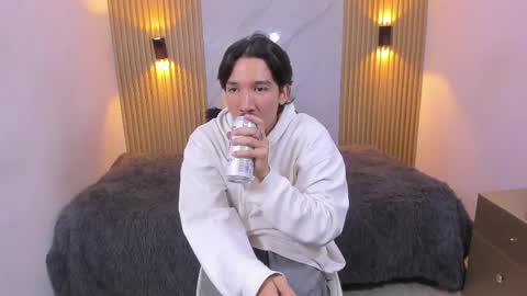 Otto Andrew online show from April 2026 03:09:02 AM