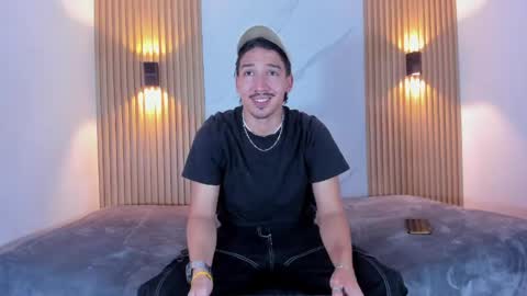 Otto Andrew online show from May 2026 03:23:01 AM