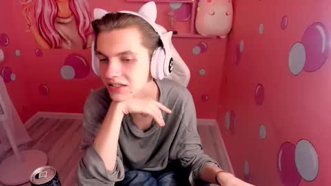 Otto online show from October 2025 08:39:02 PM