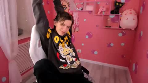 Otto online show from October 2025 03:33:02 PM