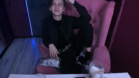 Otto online show from October 2025 08:41:02 PM