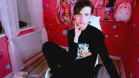 Otto online show from October 2025 08:51:02 PM