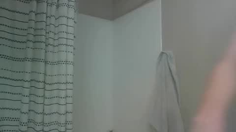 Snapshot of ouioui689 chatting on March 2026 06:57:01 PM ouioui689 online show from March 2026 06:57:01 PM