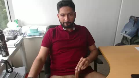 Snapshot of outdoornakedguy11_007 chatting on December 2024 06:11:02 AM outdoornakedguy11_007 online show from December 2024 06:11:02 AM