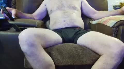 outdoorsmanmark71 online show from April 2026 10:59:01 PM