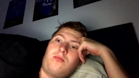 Snapshot of outflayd chatting on November 2025 11:26:01 PM outflayd online show from November 2025 11:26:01 PM