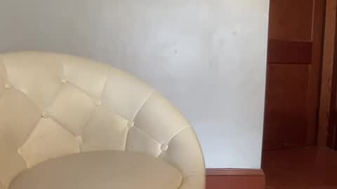 Snapshot of outofhisleague_ chatting on May 2026 03:31:02 PM outofhisleague_ online show from May 2026 03:31:02 PM