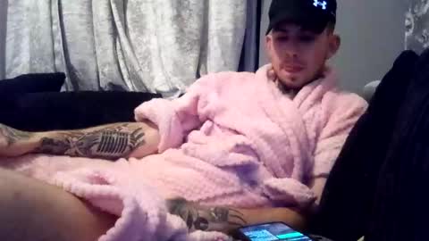 Snapshot of owen162462 chatting on February 2025 11:44:02 PM Owen kayz online show from February 2025 11:44:02 PM