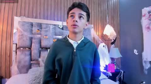 Owen Johnson online show from November 2025 11:56:02 AM