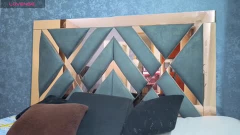 Snapshot of owen_desmond chatting on October 2025 02:43:02 AM owen desmond online show from October 2025 02:43:02 AM