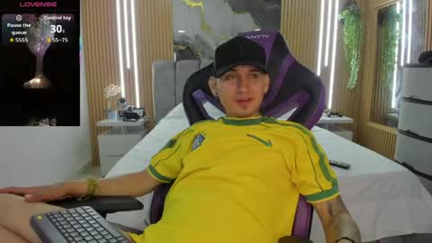 Owen Drak online show from April 2026 12:50:01 AM