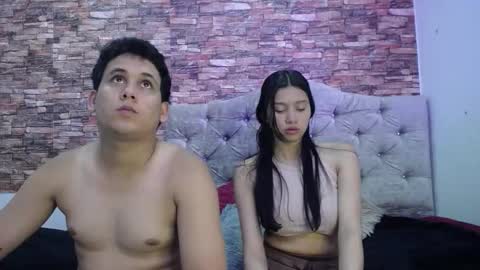 Owen and Rose online show from November 2025 07:49:02 PM