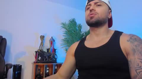 Snapshot of owenmaximus814 chatting on October 2025 11:12:02 PM Maximus Owen online show from October 2025 11:12:02 PM