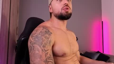 Snapshot of owenmaximus814 chatting on November 2025 07:57:01 PM Maximus Owen online show from November 2025 07:57:01 PM