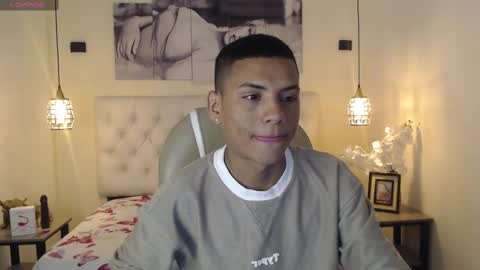 Snapshot of owenstone chatting on January 2025 07:49:02 PM OWEN online show from January 2025 07:49:02 PM