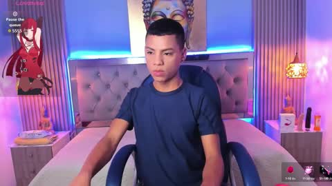 Snapshot of owenstone chatting on September 2025 04:12:02 AM OWEN online show from September 2025 04:12:02 AM