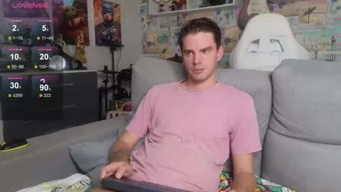 Mike online show from November 2025 12:33:01 PM