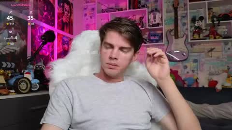 Mike online show from April 2026 10:43:02 AM